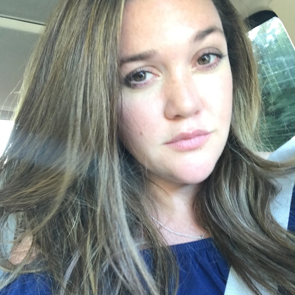 Meet your Posher, Lauren